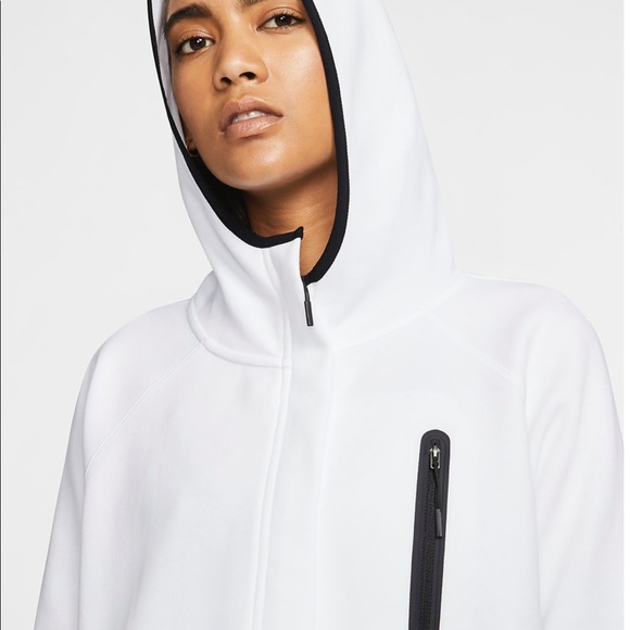 NWT Nike sportswear tech fleece - Picture 3 of 8